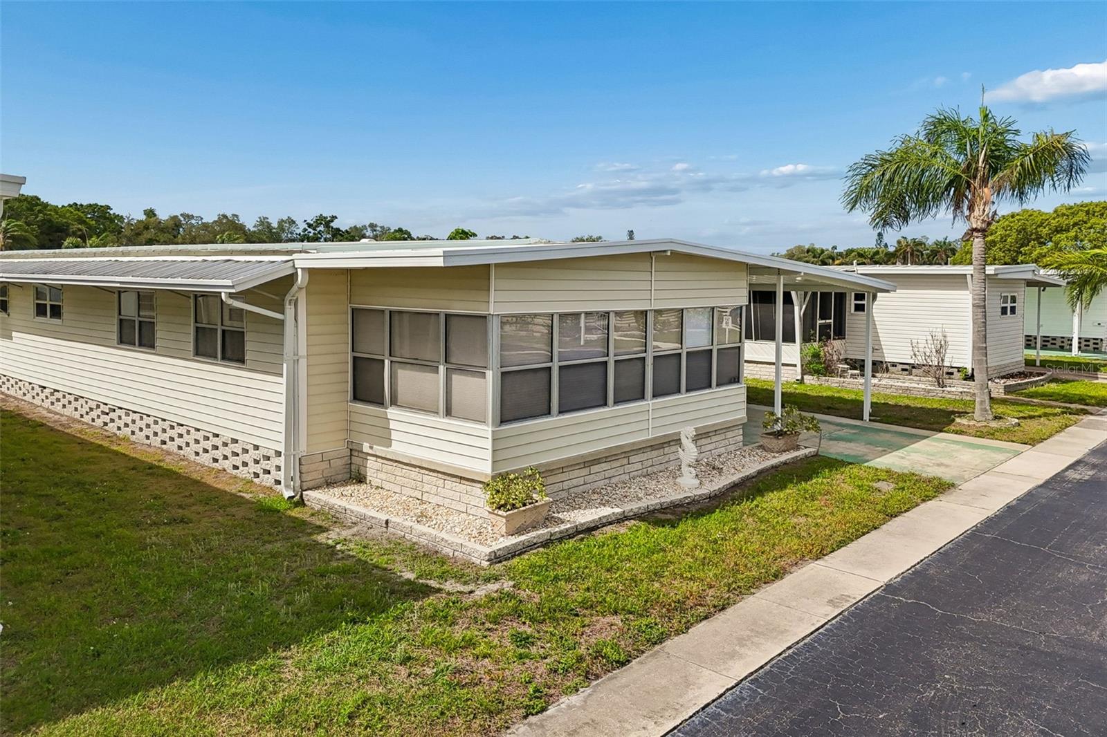 POINTE WEST RESIDENT OWNED COMMUNITY INC - Residential