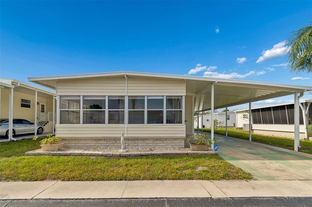 Photo of 12651 Seminole Boulevard #15I, Largo, FL 33778 (MLS # TB8495754)