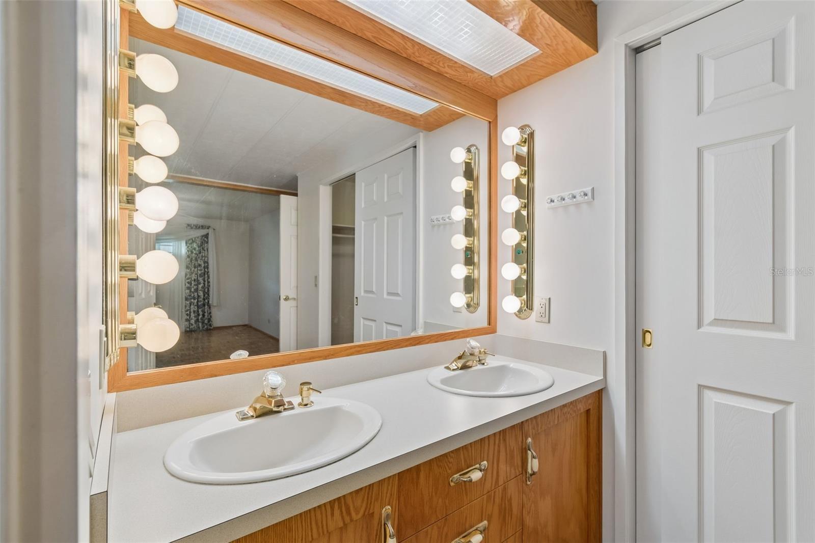 POINTE WEST RESIDENT OWNED COMMUNITY INC - Residential