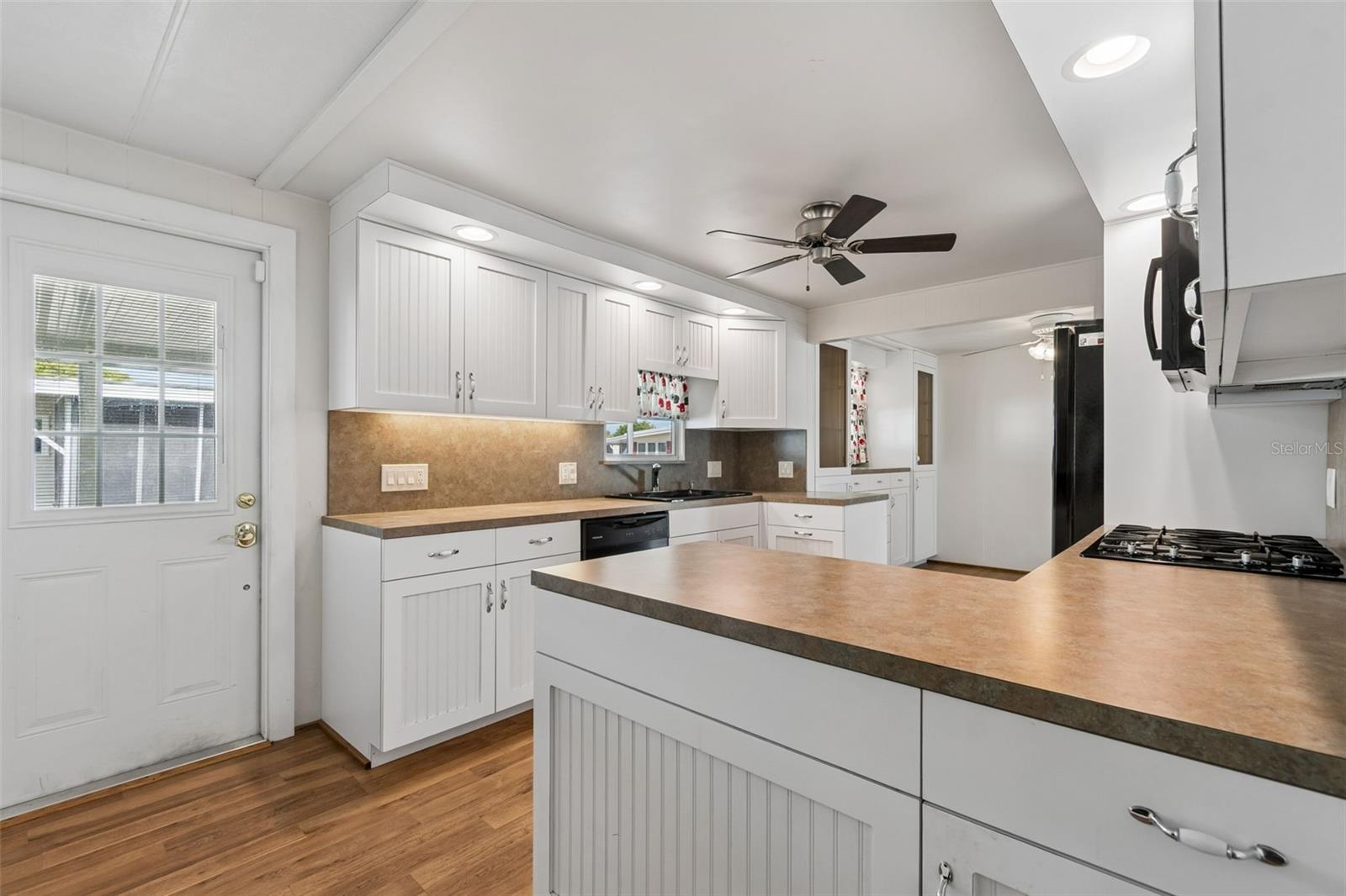 POINTE WEST RESIDENT OWNED COMMUNITY INC - Residential