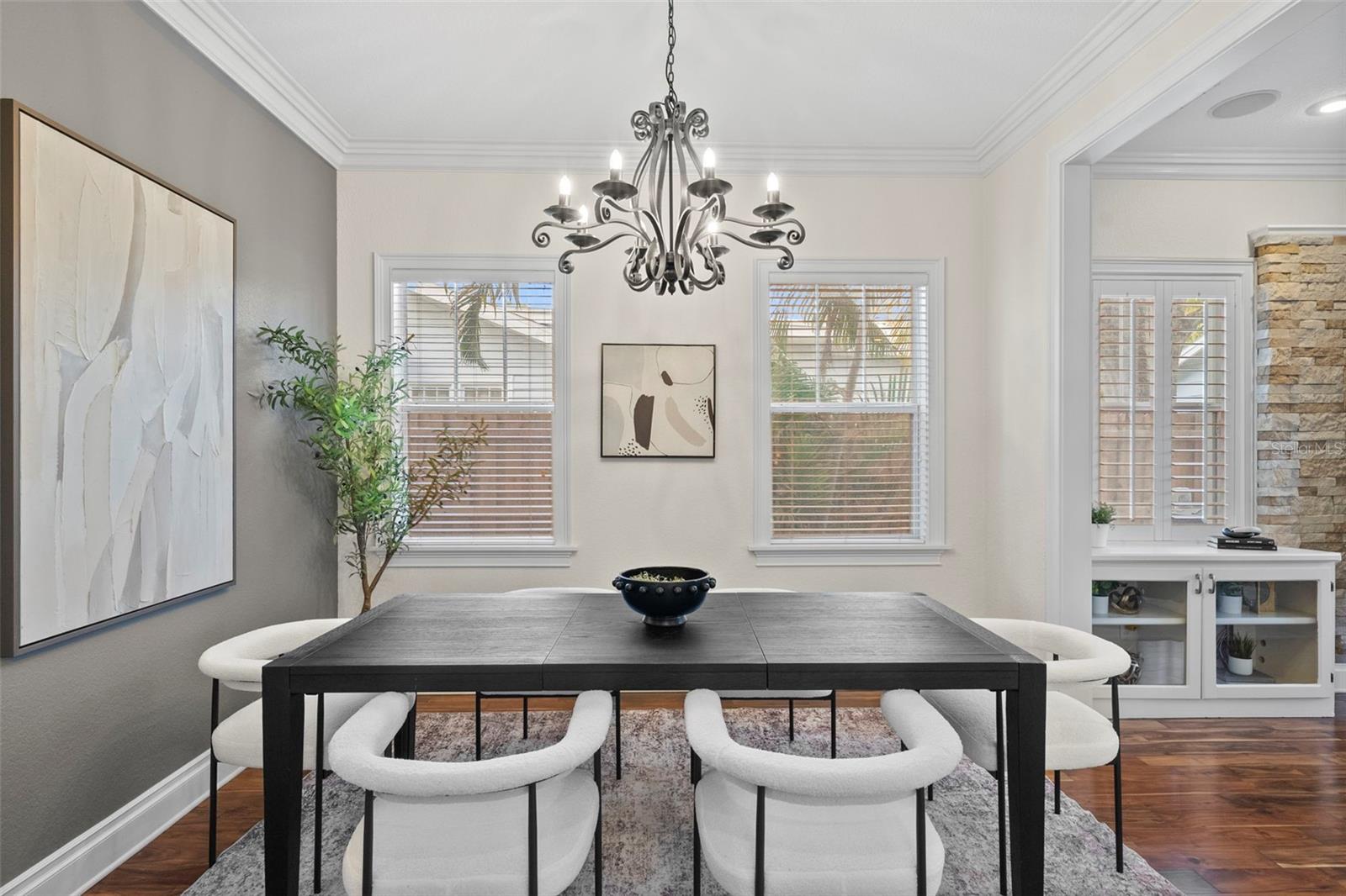 2807 W SITIOS STREET