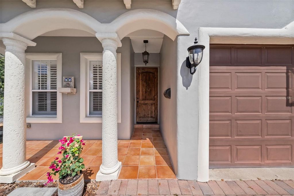 Photo of 2807 W Sitios Street, Tampa, FL 33629 (MLS # TB8483573)