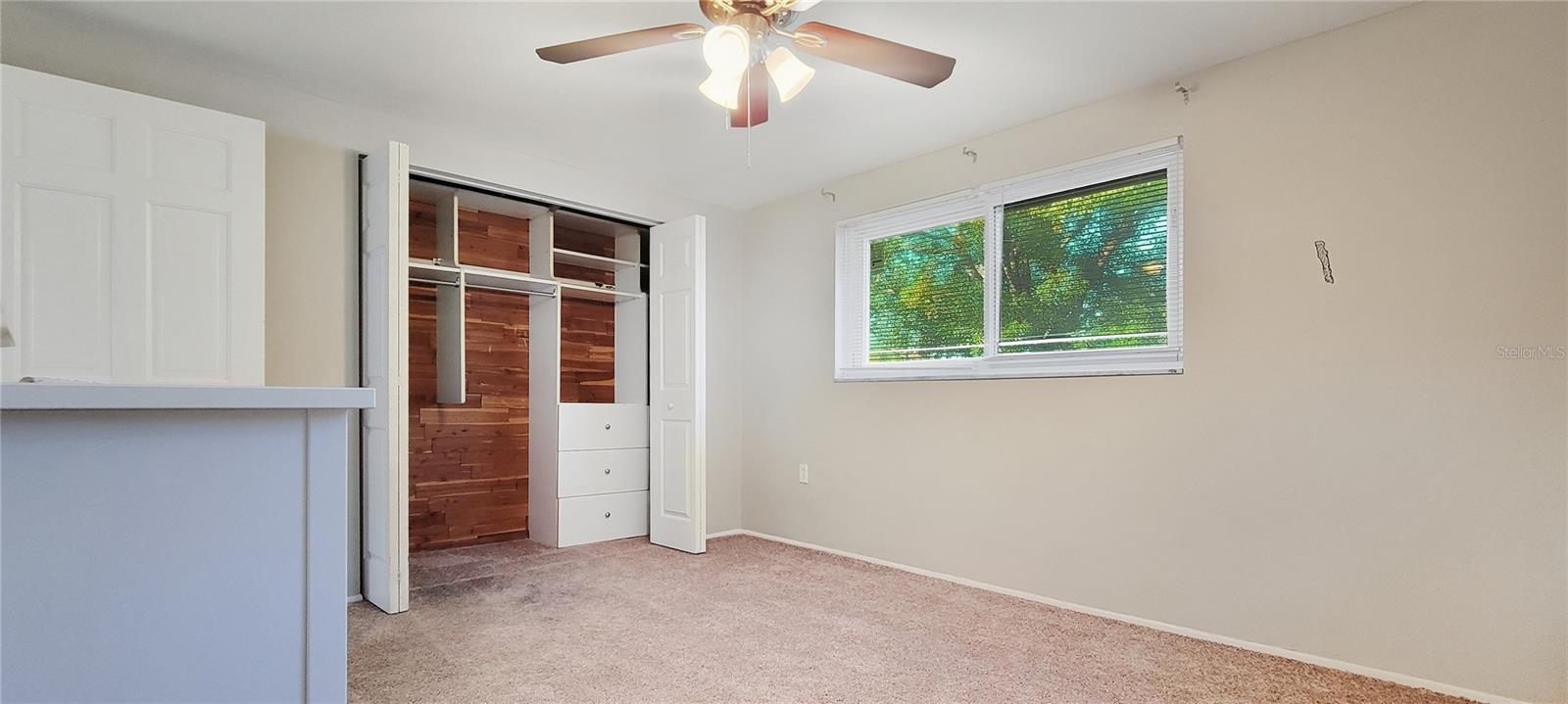 HOLIDAY LAKE ESTATES - Residential Lease