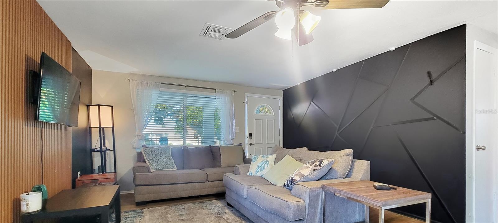 HOLIDAY LAKE ESTATES - Residential Lease