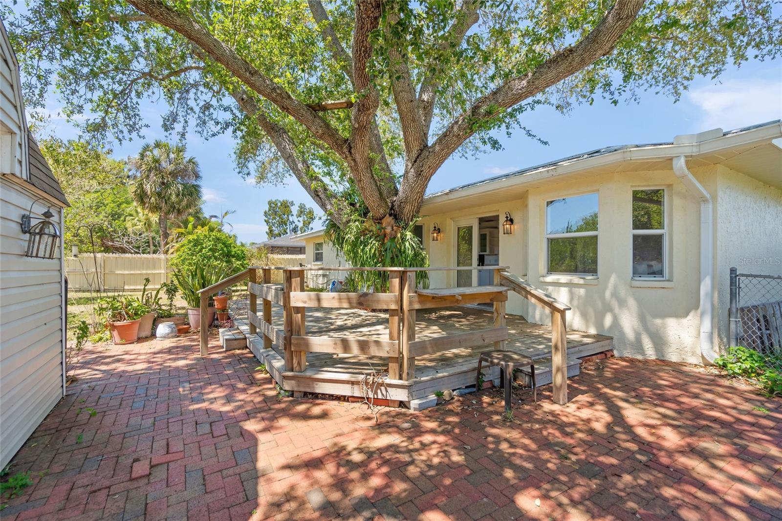 SARASOTA SPGS - Residential