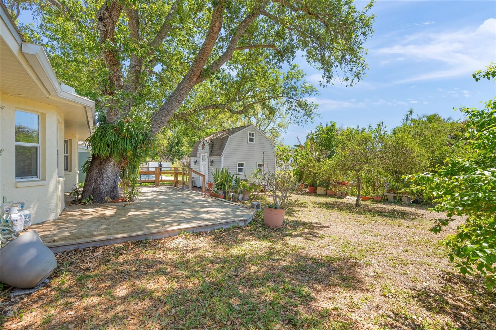 SARASOTA SPGS - Residential