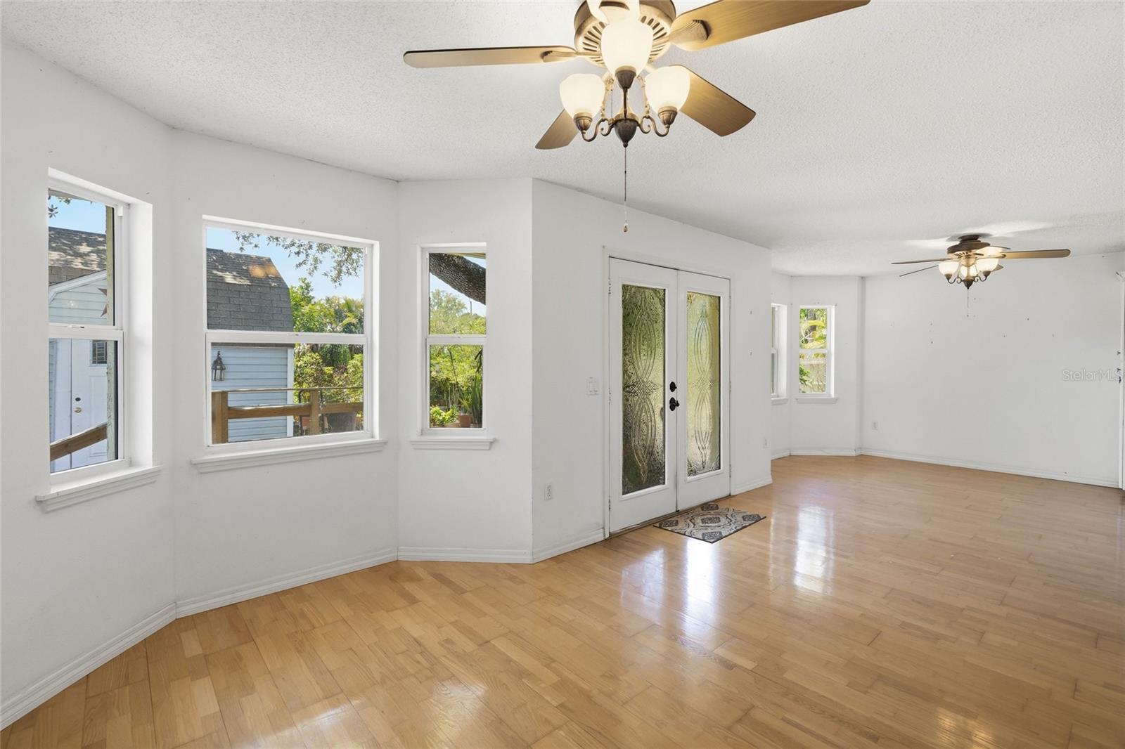 SARASOTA SPGS - Residential