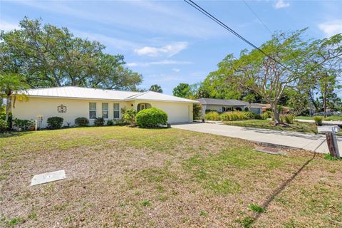 Photo of 4662 Beacon Drive, Sarasota, FL 34232 (MLS # A4686944)