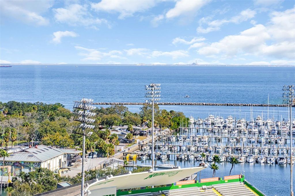 Photo of 301 1st Street S #1404, St Petersburg, FL 33701 (MLS # TB8471599)