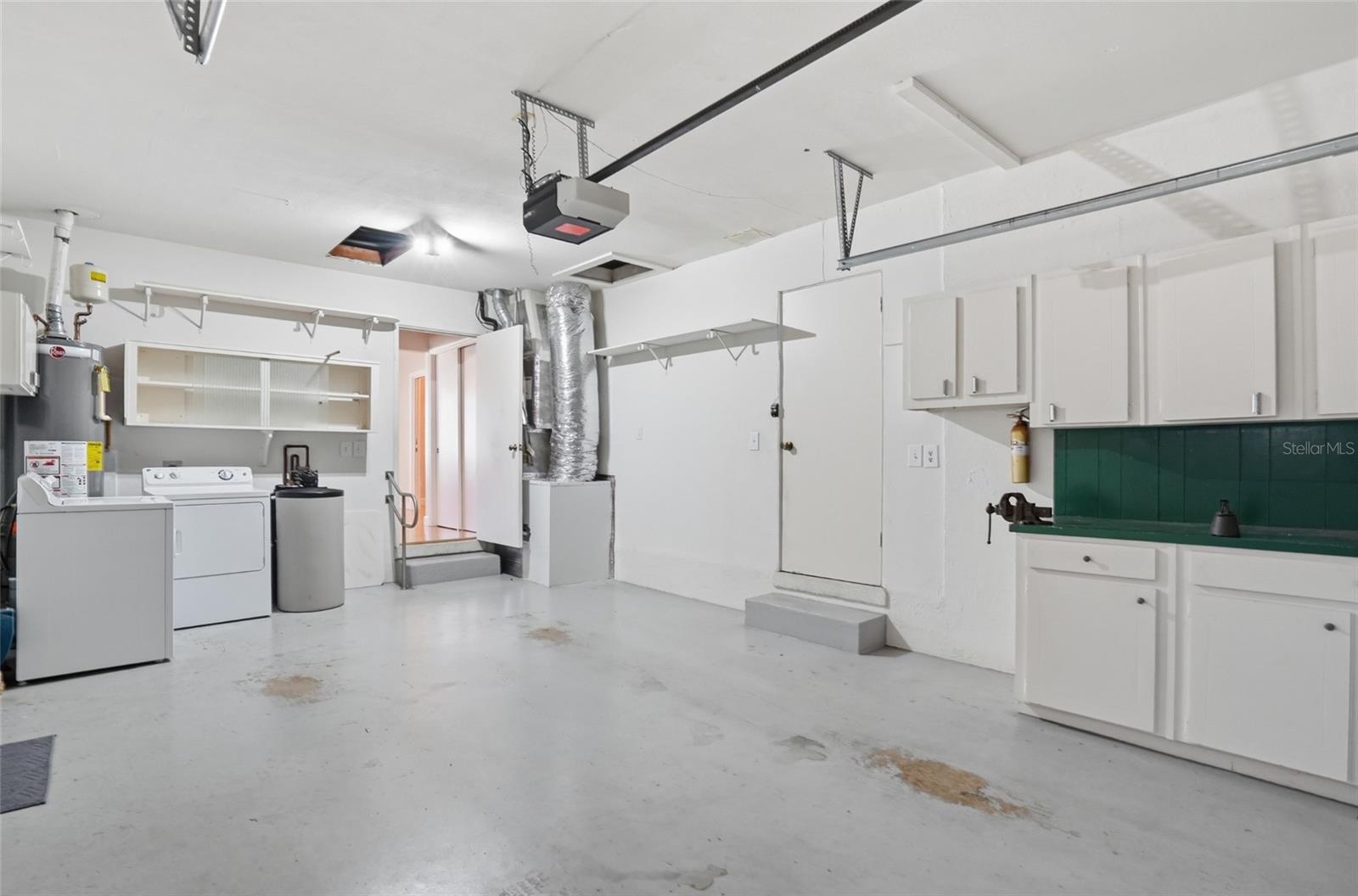 BROADACRES - Residential