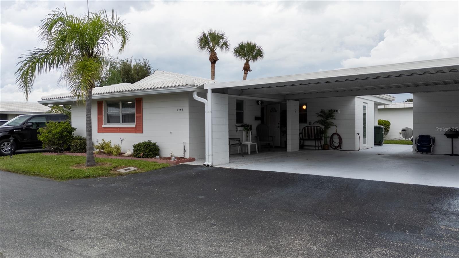 1741 CARIBBEAN CIRCLE 13