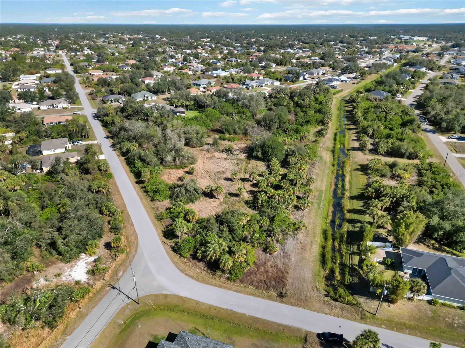 PORT CHARLOTTE SUB 37 - Land
