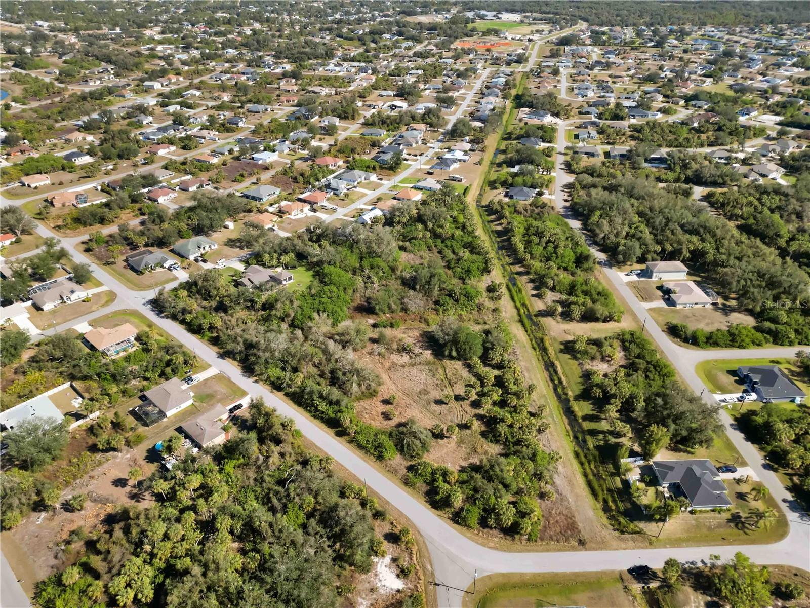 PORT CHARLOTTE SUB 37 - Land