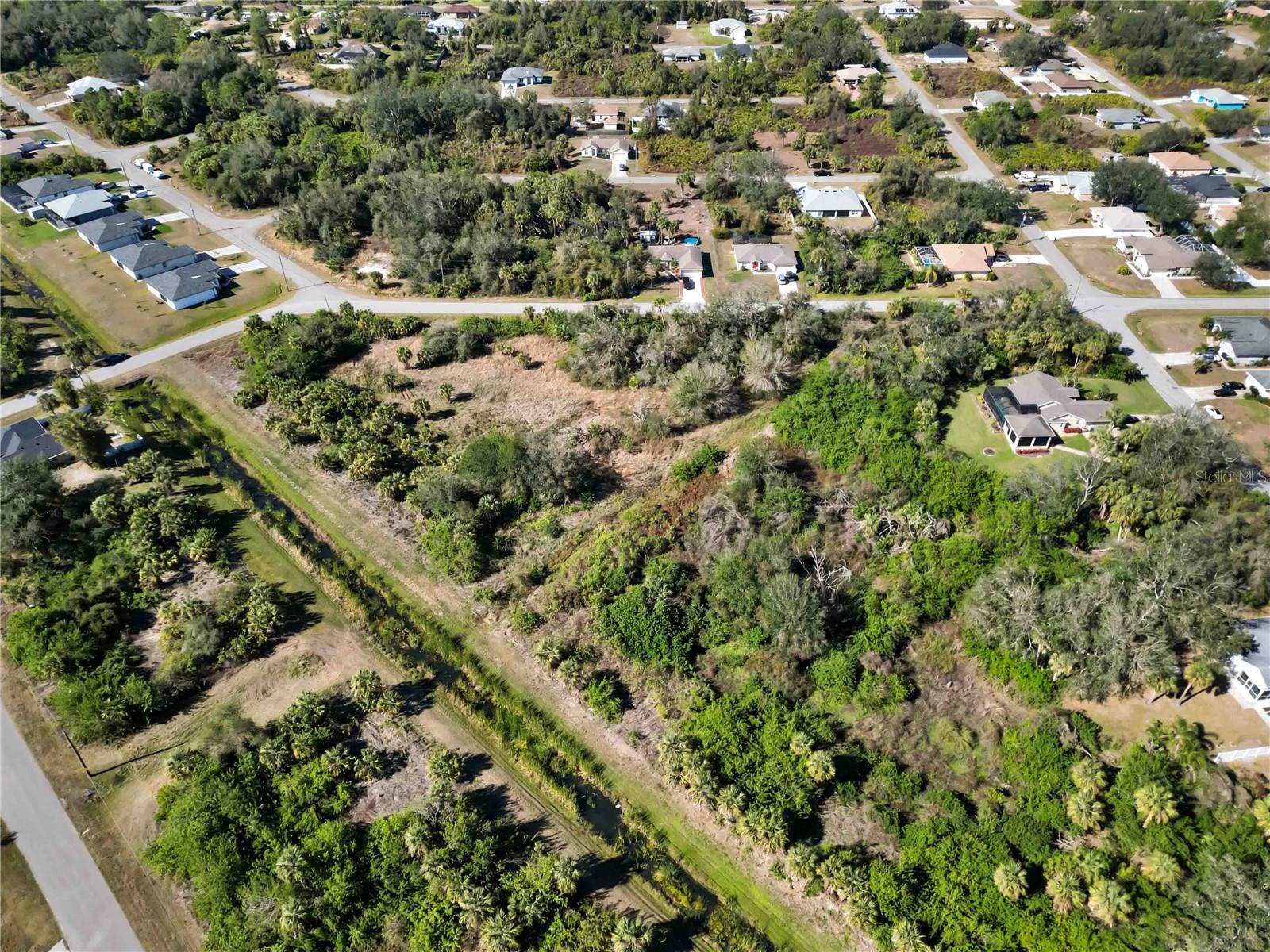 PORT CHARLOTTE SUB 37 - Land