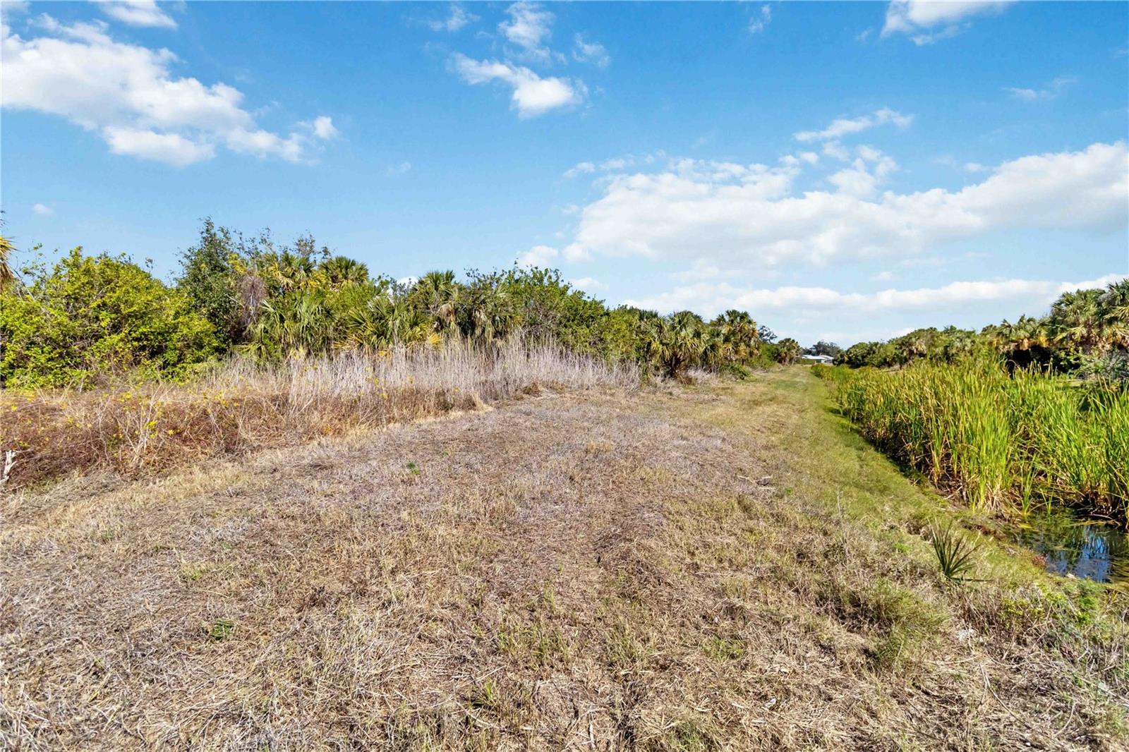 PORT CHARLOTTE SUB 37 - Land