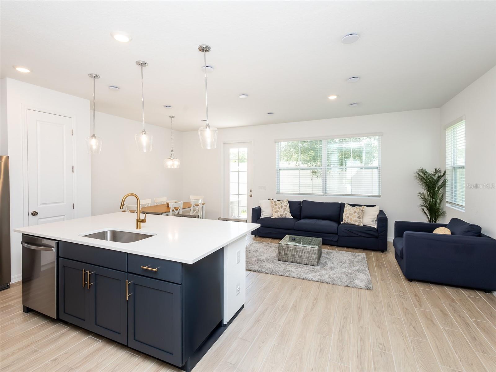 783 LONGBOAT DRIVE