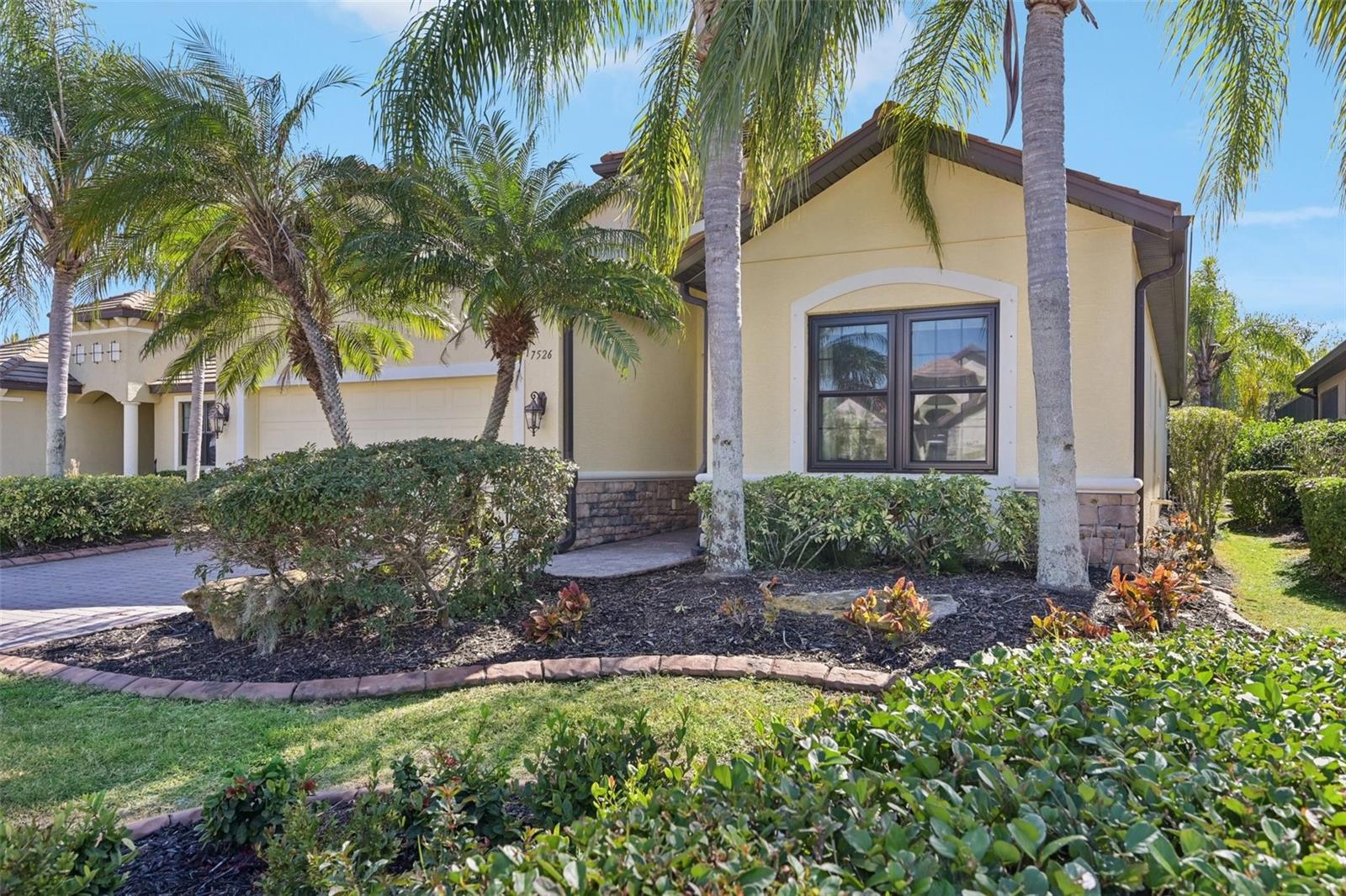 RIVA TRACE - Residential