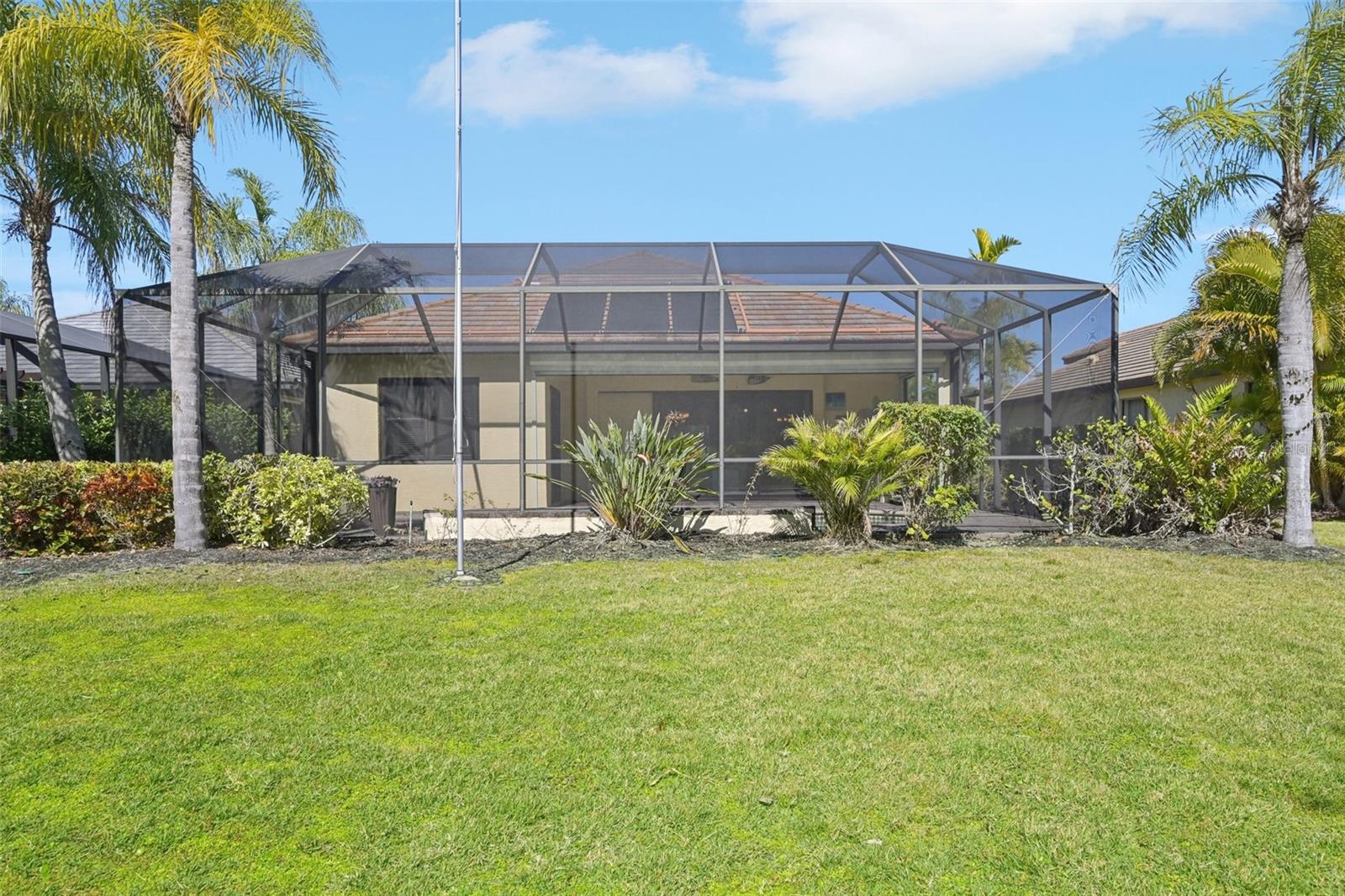 RIVA TRACE - Residential