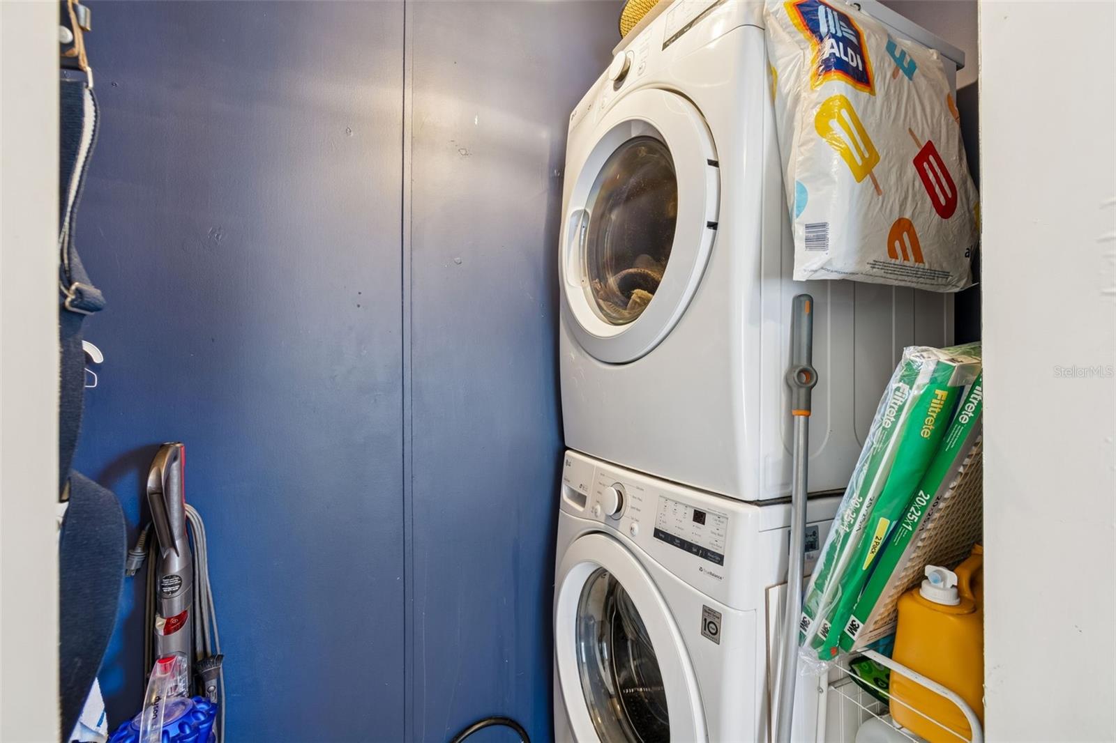 ZEPHYRHILLS COLONY CO LAN - Residential