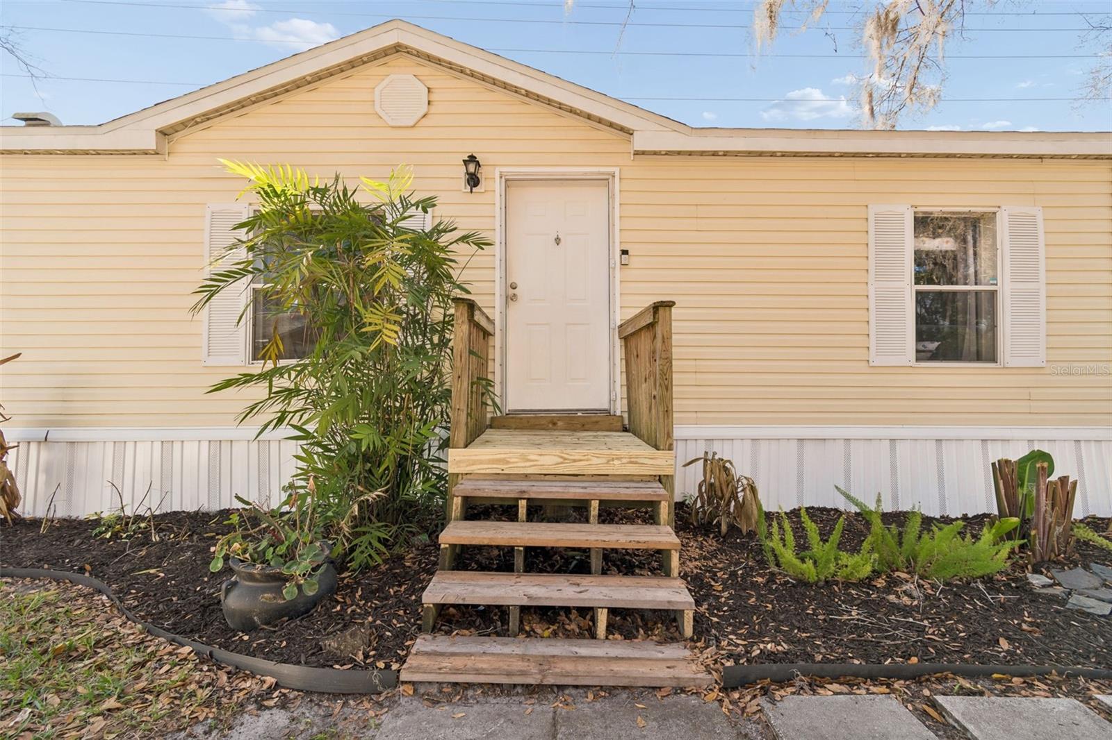 ZEPHYRHILLS COLONY CO LAN - Residential