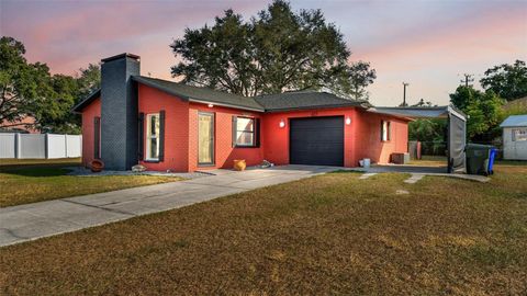 Photo of 427 El Dorado Street, Lakeland, FL 33809 (MLS # L4957017)