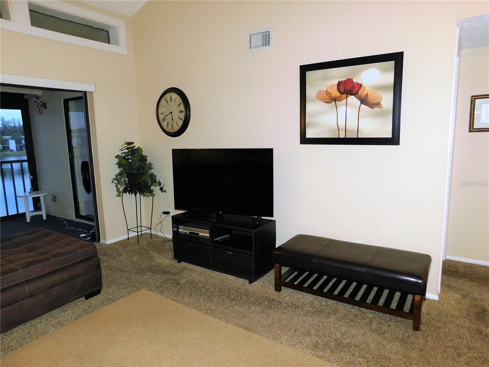 EAST LAKE WOODLANDS WOODLAKE RUN - Residential Lease