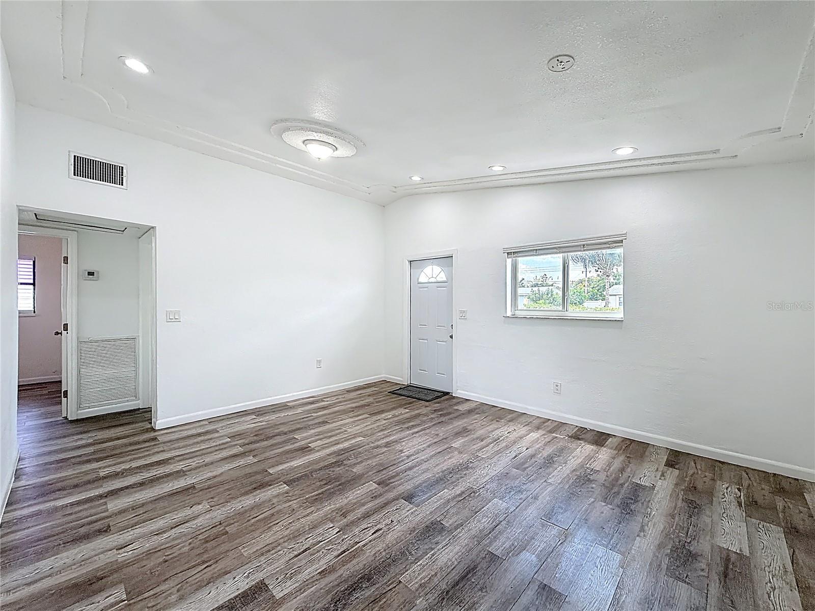 4157 WINCHESTER LANE