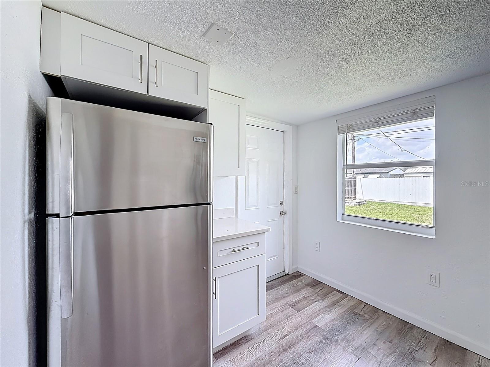 4157 WINCHESTER LANE