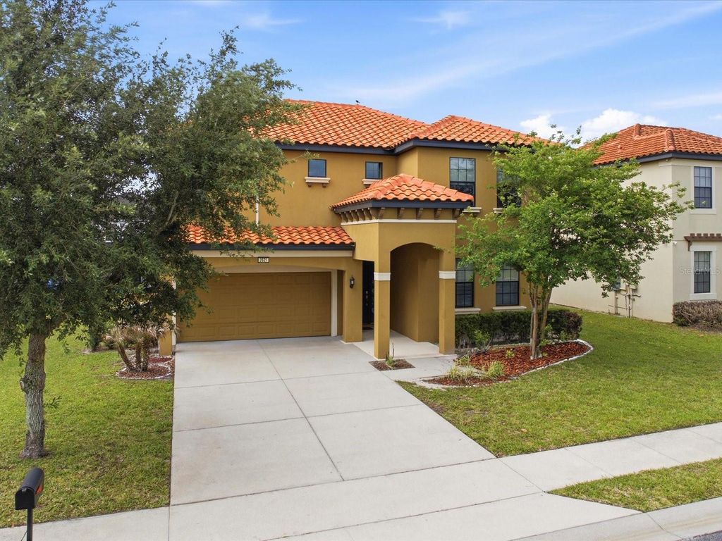 Photo of 2621 Rosemont Circle, Davenport, FL 33837 (MLS # O6401206)