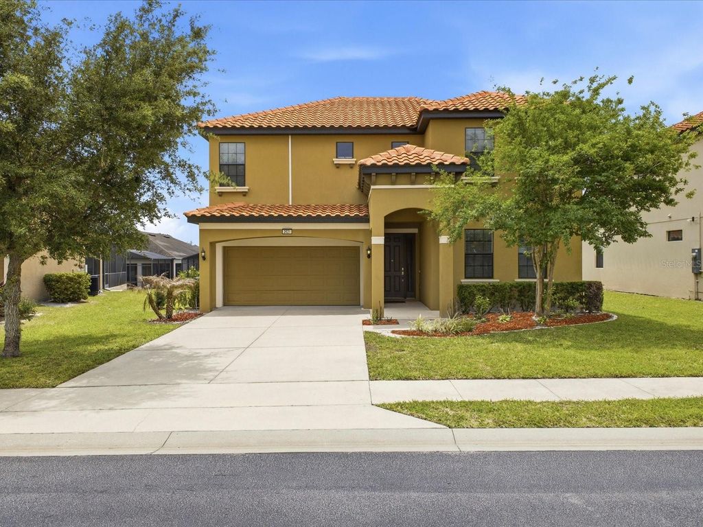 Photo of 2621 Rosemont Circle, Davenport, FL 33837 (MLS # O6401206)