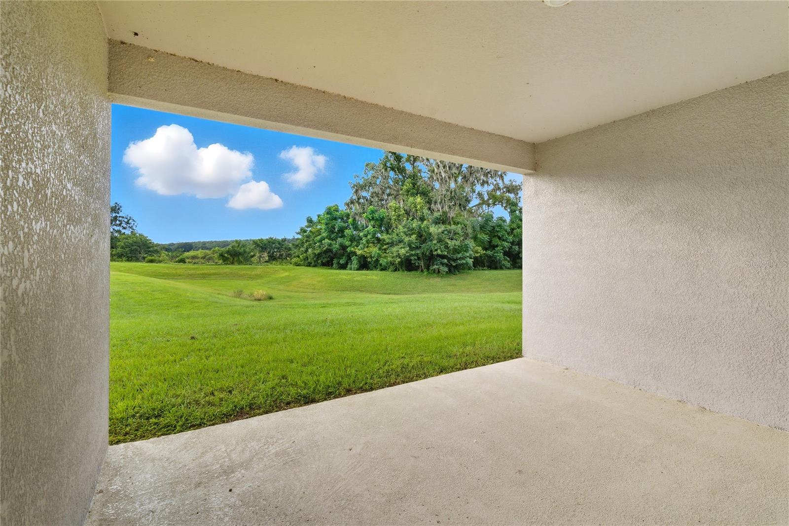 SUWANNEE LAKESIDE PH 2 & 3 - Residential Lease