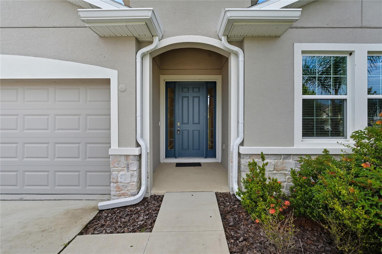 SUWANNEE LAKESIDE PH 2 & 3 - Residential Lease