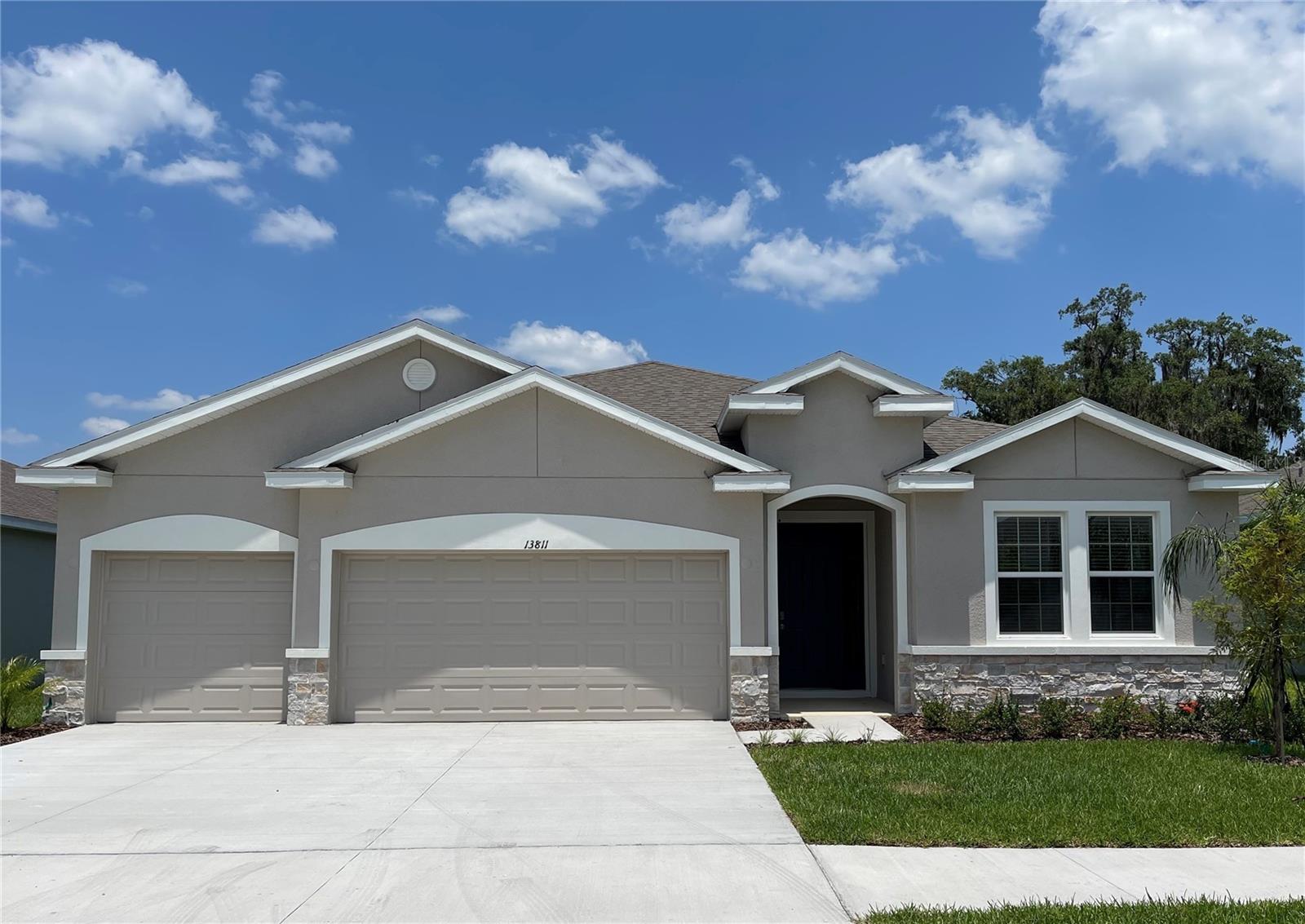 Move in ready, single story new 2023 SMART HOME with 2,372 square feet, 4 bedrooms, 3 full bathrooms and 3 car garage with no backyard neighbors and beautiful views. Enjoy the sunset from the comfort of the patio/lanai. LAWNCARE INCLDUED. The community of Heritage Hills is minutes to downtown Dade City and close to everything Wesley Chapel has to offer. Everyone 18 and older must fill out an application. $55 application fee. Tenants are responsible for Electric/Water/Trash/Internet. HOA has a one-time $50 fee once lease signed (and $100 refundable deposit to HOA). Applicants will be checked/verified for the following: credit, income/assets, evictions, background screening, previous residence history, employment. Renters Insurance Required.