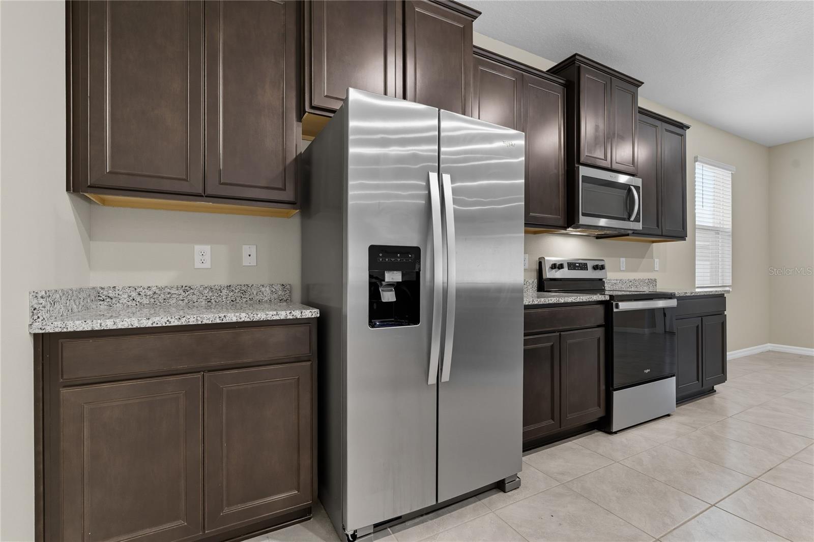 SUWANNEE LAKESIDE PH 2 & 3 - Residential Lease