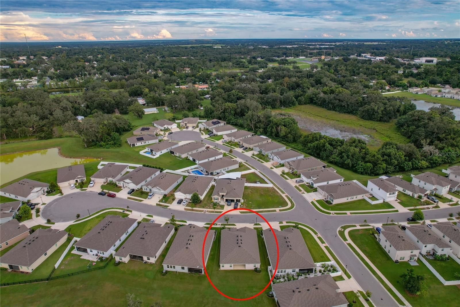 SUWANNEE LAKESIDE PH 2 & 3 - Residential Lease