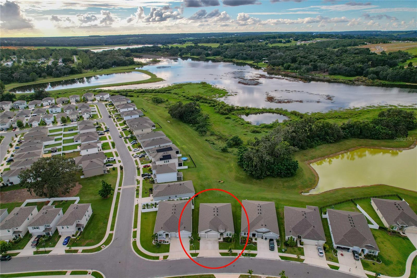 SUWANNEE LAKESIDE PH 2 & 3 - Residential Lease