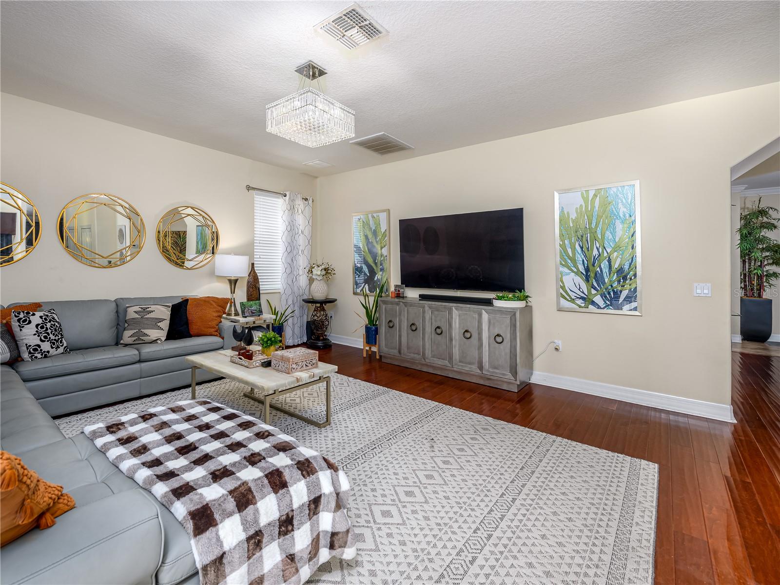 LIVE OAK PRESERVE PH 2A-VILLAG - Residential Lease