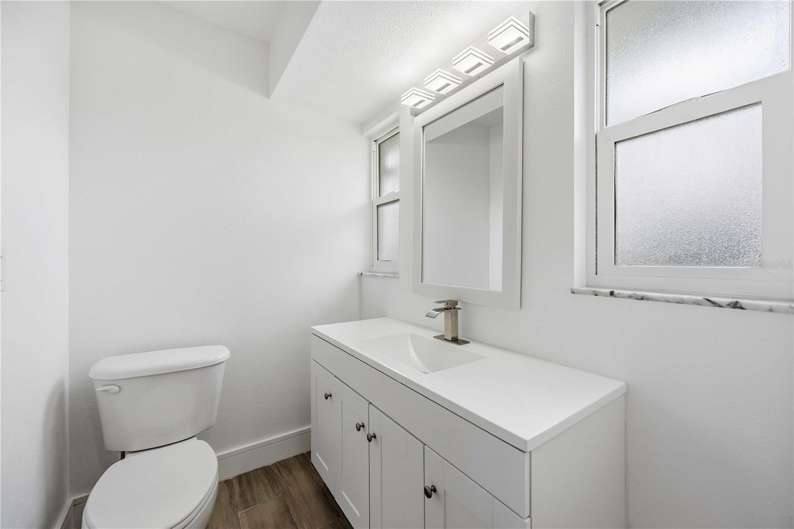 GULF GATE WOODS - Residential