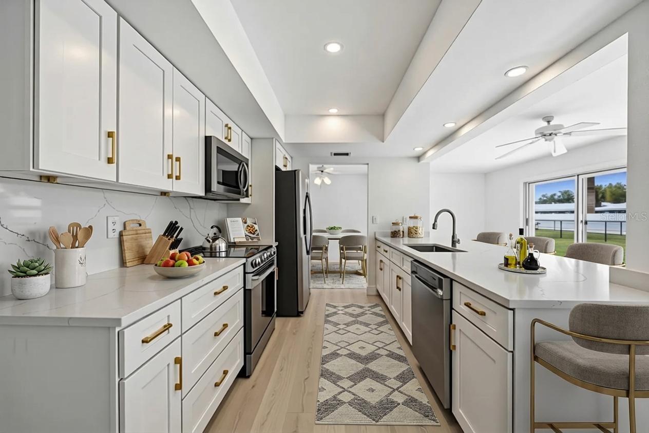 GULF GATE WOODS - Residential