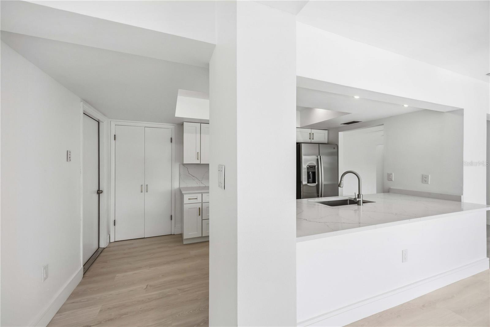 GULF GATE WOODS - Residential