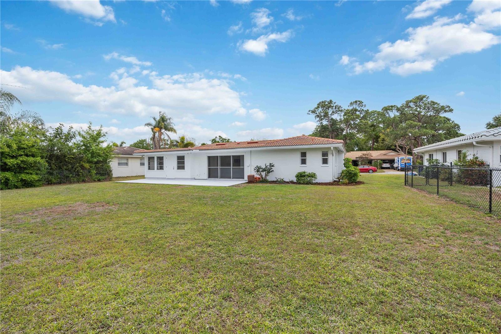 GULF GATE WOODS - Residential