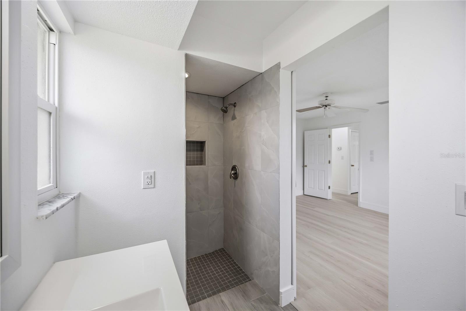 GULF GATE WOODS - Residential