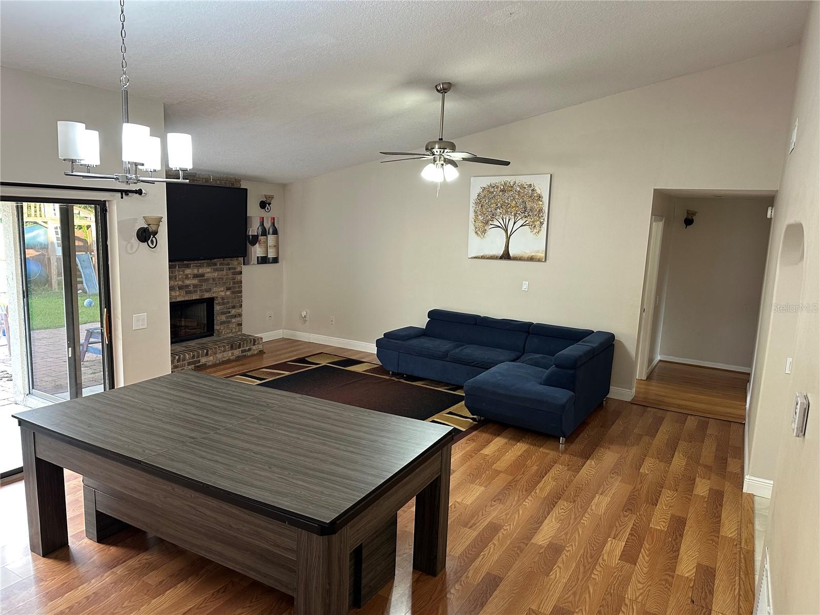 ORANGE TREE COUNTRY CLUB - Residential