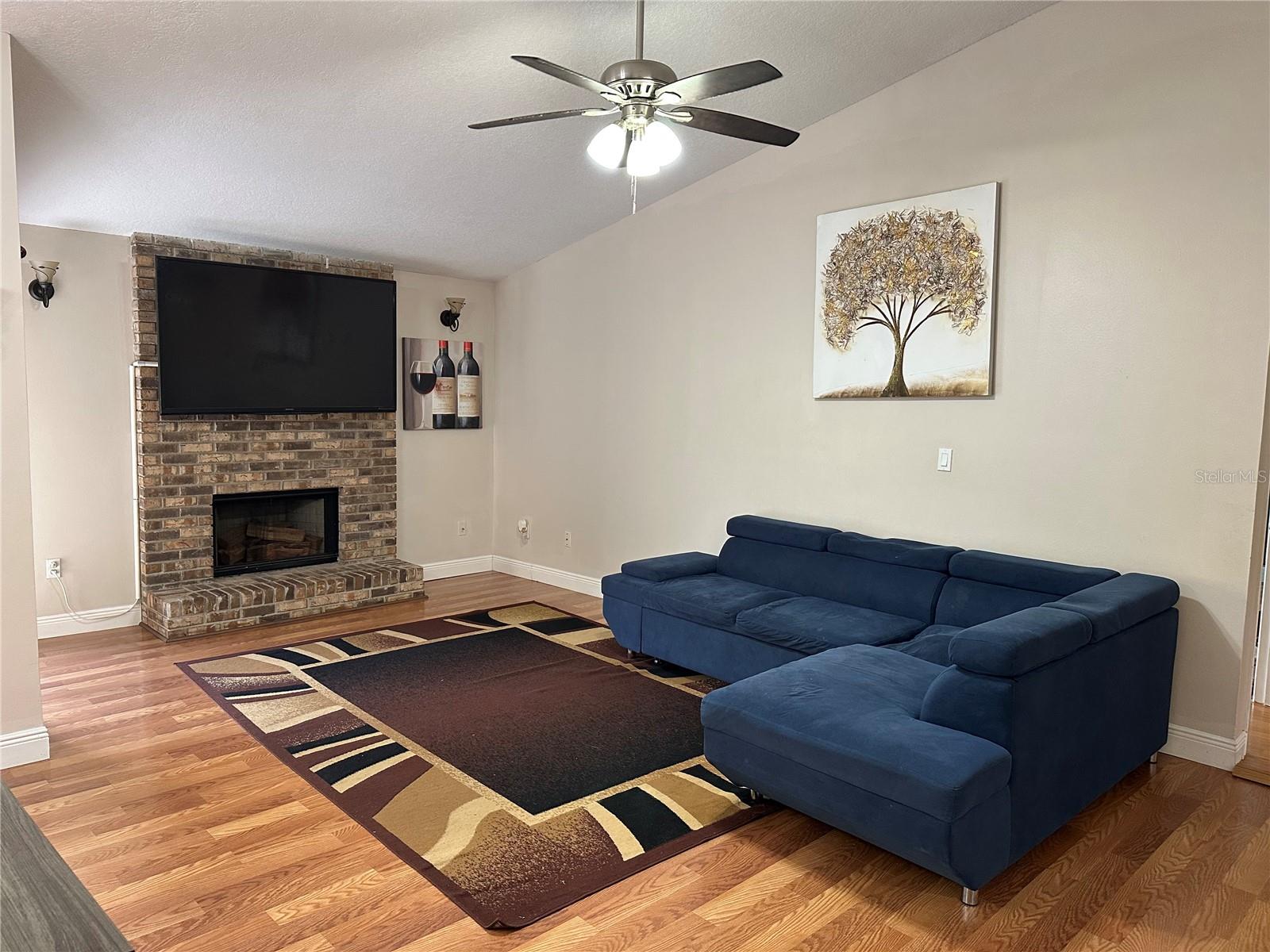 ORANGE TREE COUNTRY CLUB - Residential