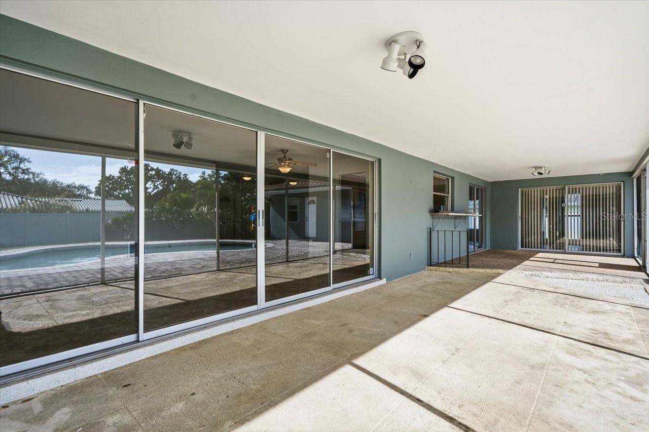 GROVEWOOD - Residential