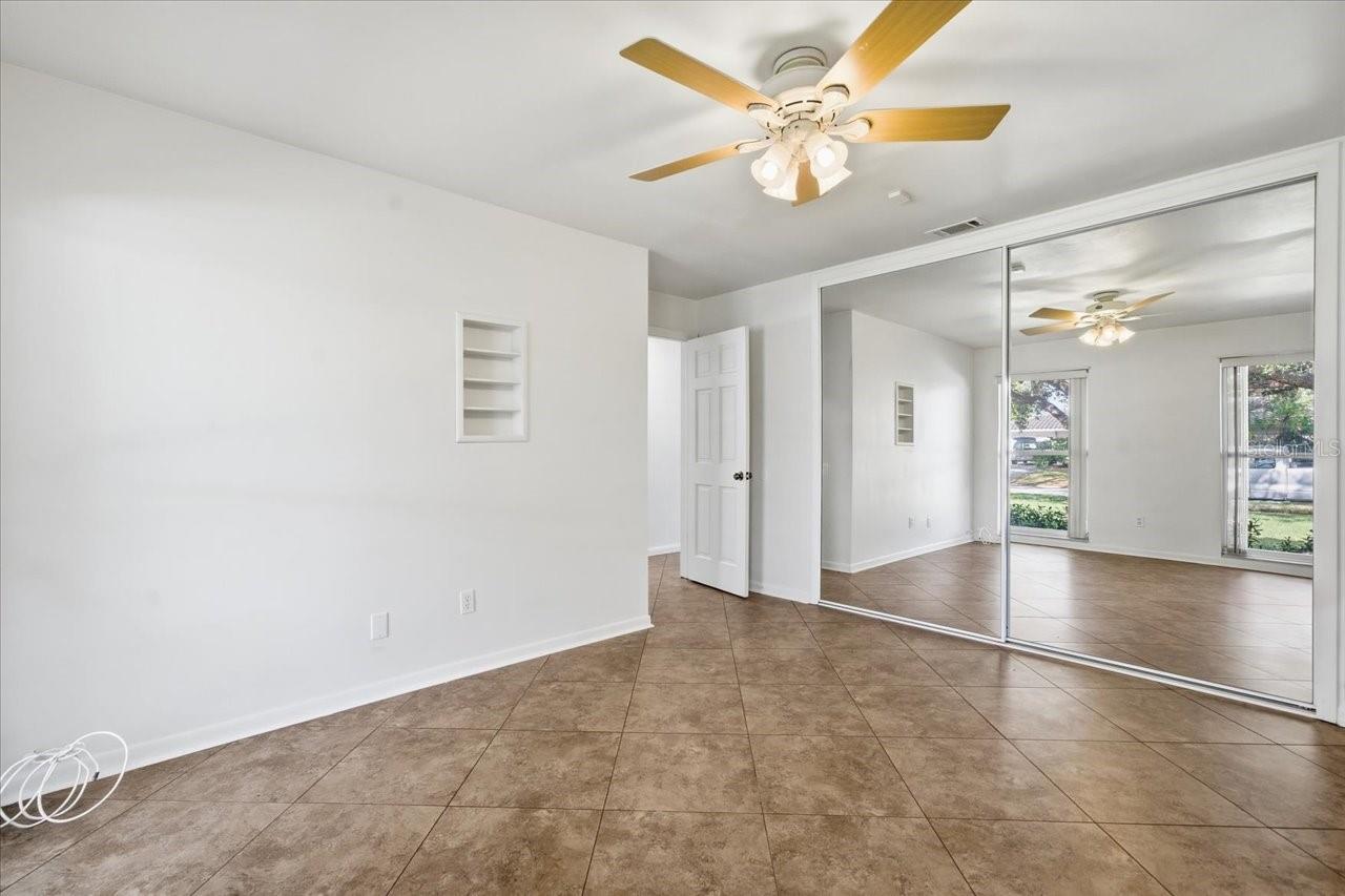 GROVEWOOD - Residential