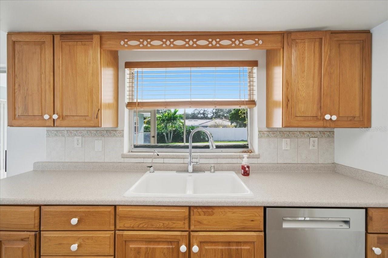 GROVEWOOD - Residential