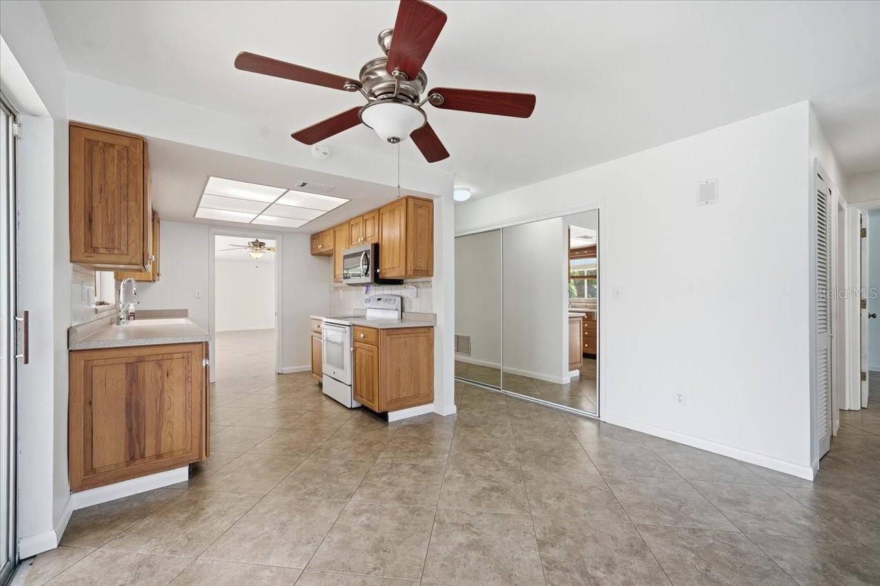 GROVEWOOD - Residential