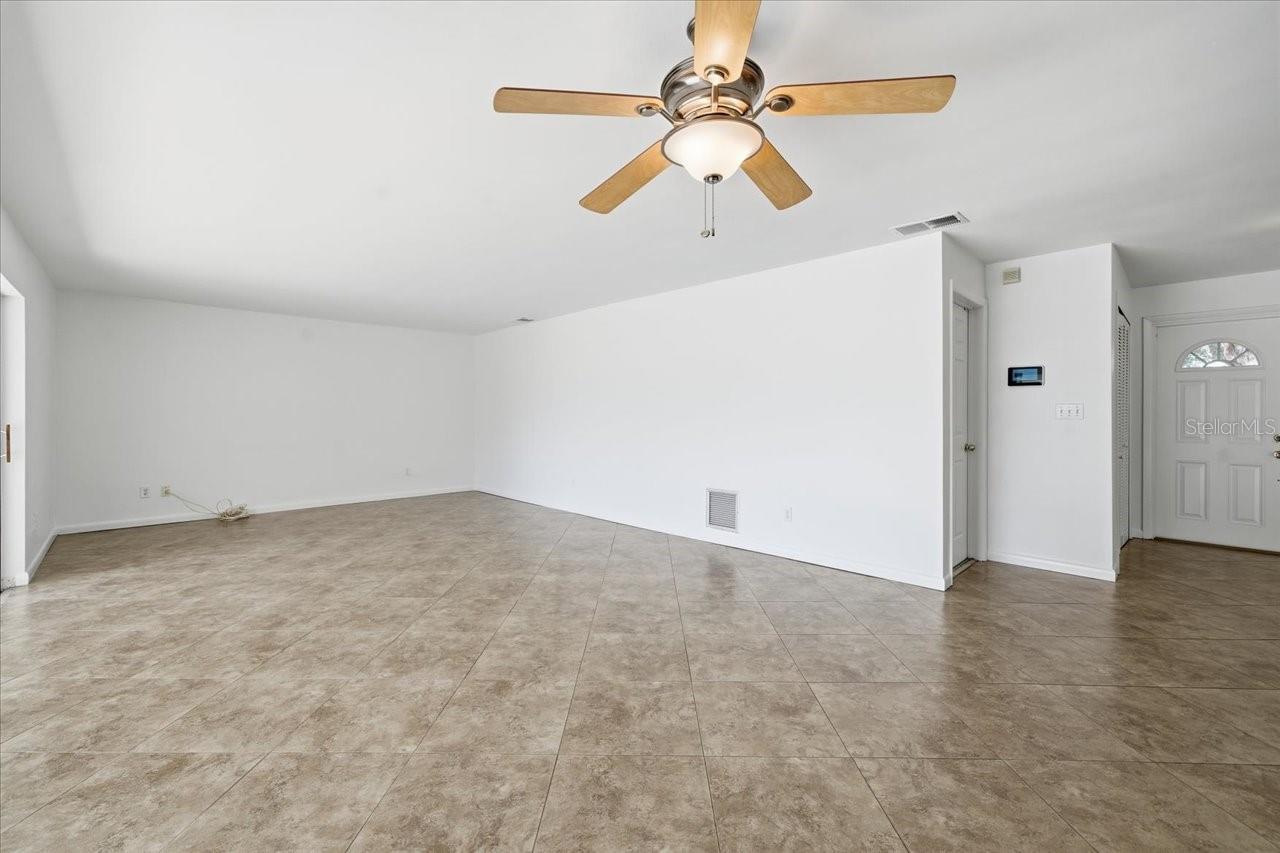 GROVEWOOD - Residential