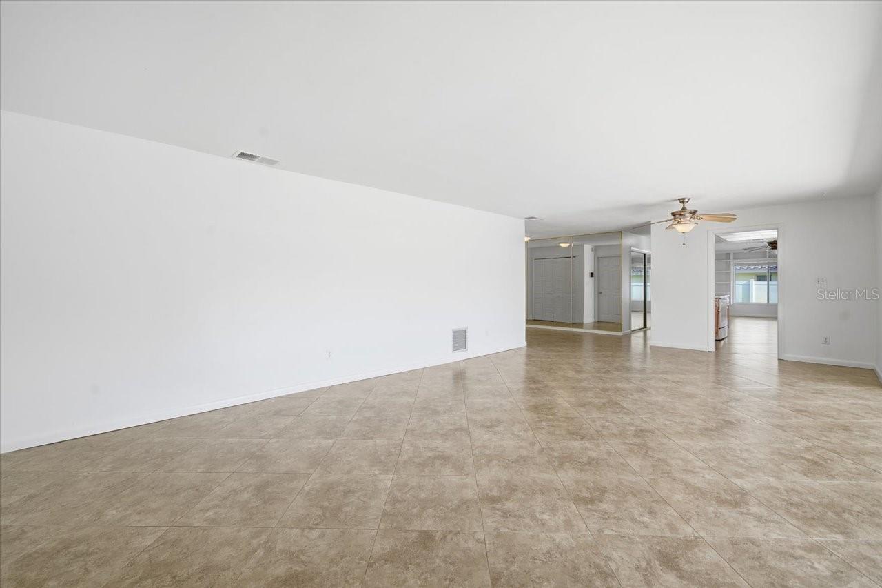 GROVEWOOD - Residential